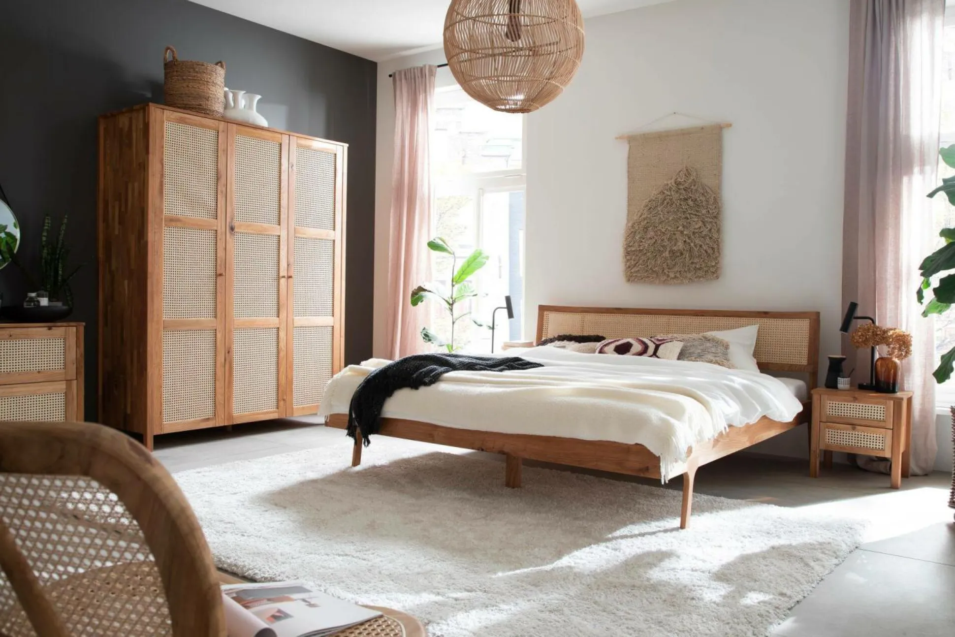 Armoire chêne massif 3 portes Capucine