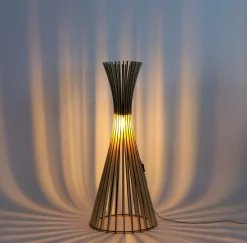 ATELIER LOUPIOTE Lampadaire Tipi