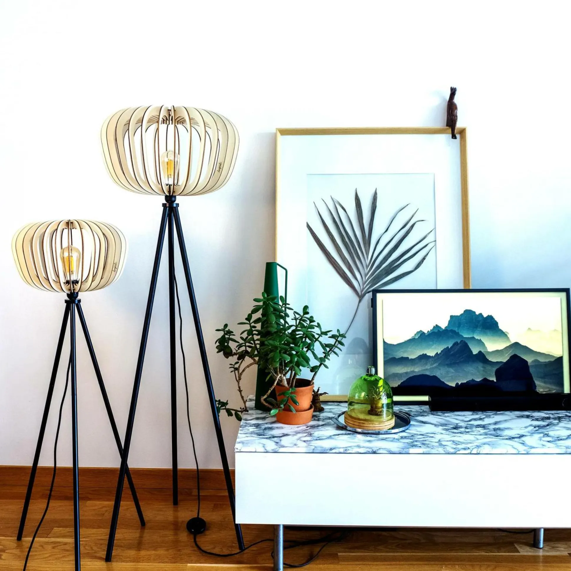 ATELIER LOUPIOTE Lampadaire Agathe - Pieds noir - Grand