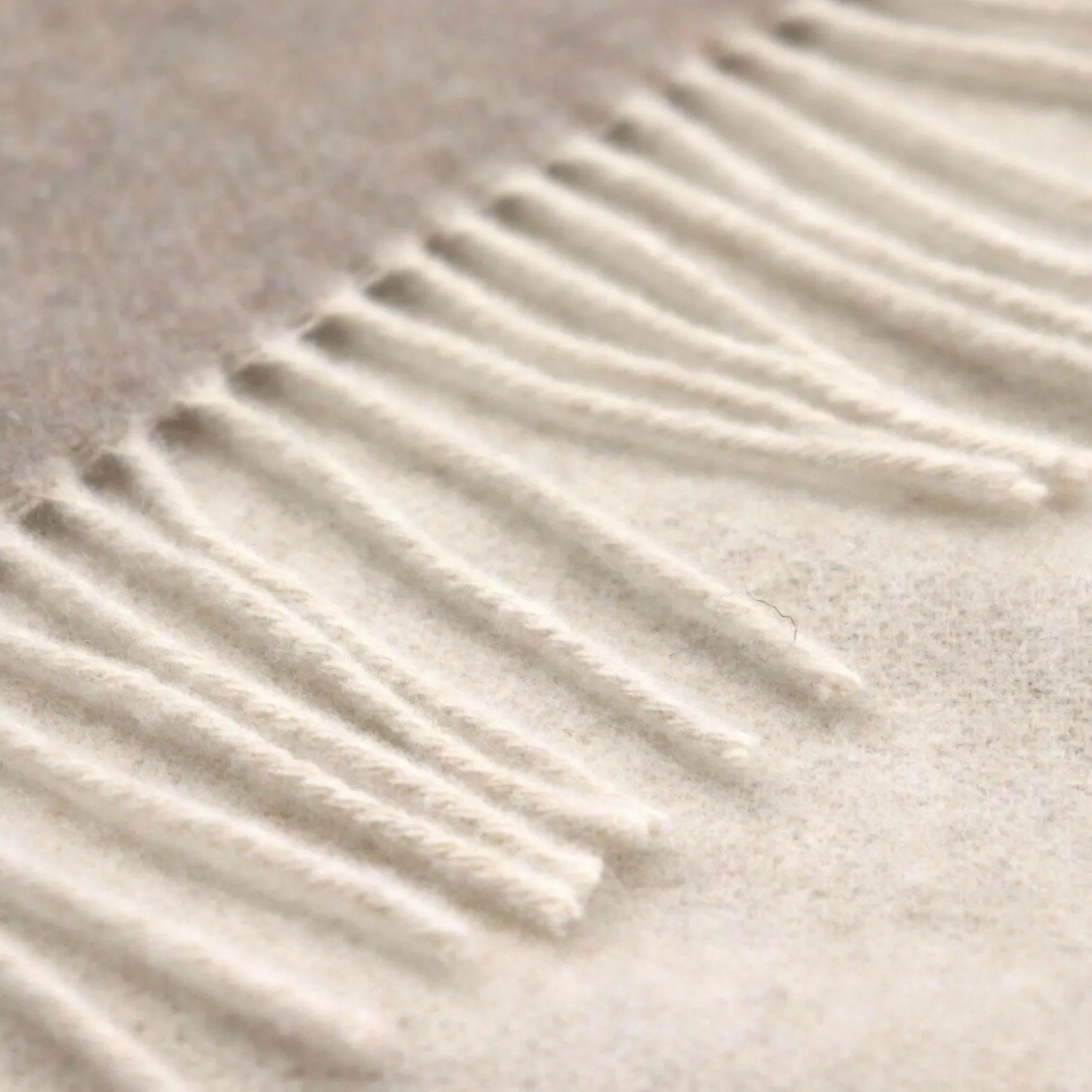 BIEDERLACK Plaid laine et cachemire Clarence - Nature/Sable - 130 x 170 cm