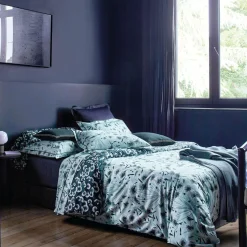 BLANC DES VOSGES Taie d'oreiller satin Floréa - Bleu Céleste - 65 x 65 cm