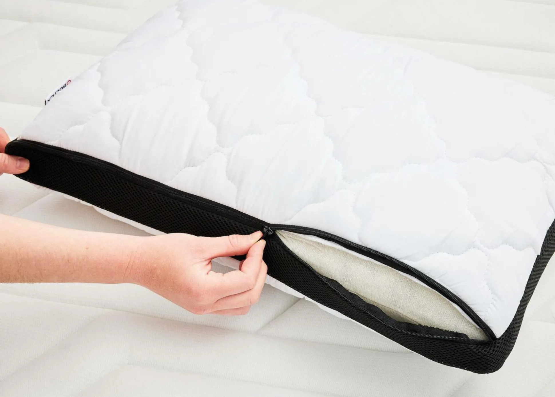 BULTEX Oreiller ferme en mousse à mémoire de forme Spécial Cervicales - 60 x 60 cm