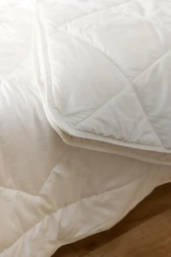 Couette 4 saisons coton biologique Coline - 200 x 200 cm