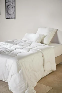 Couette légère anti-acariens phytocare Louna - 140 x 200 cm