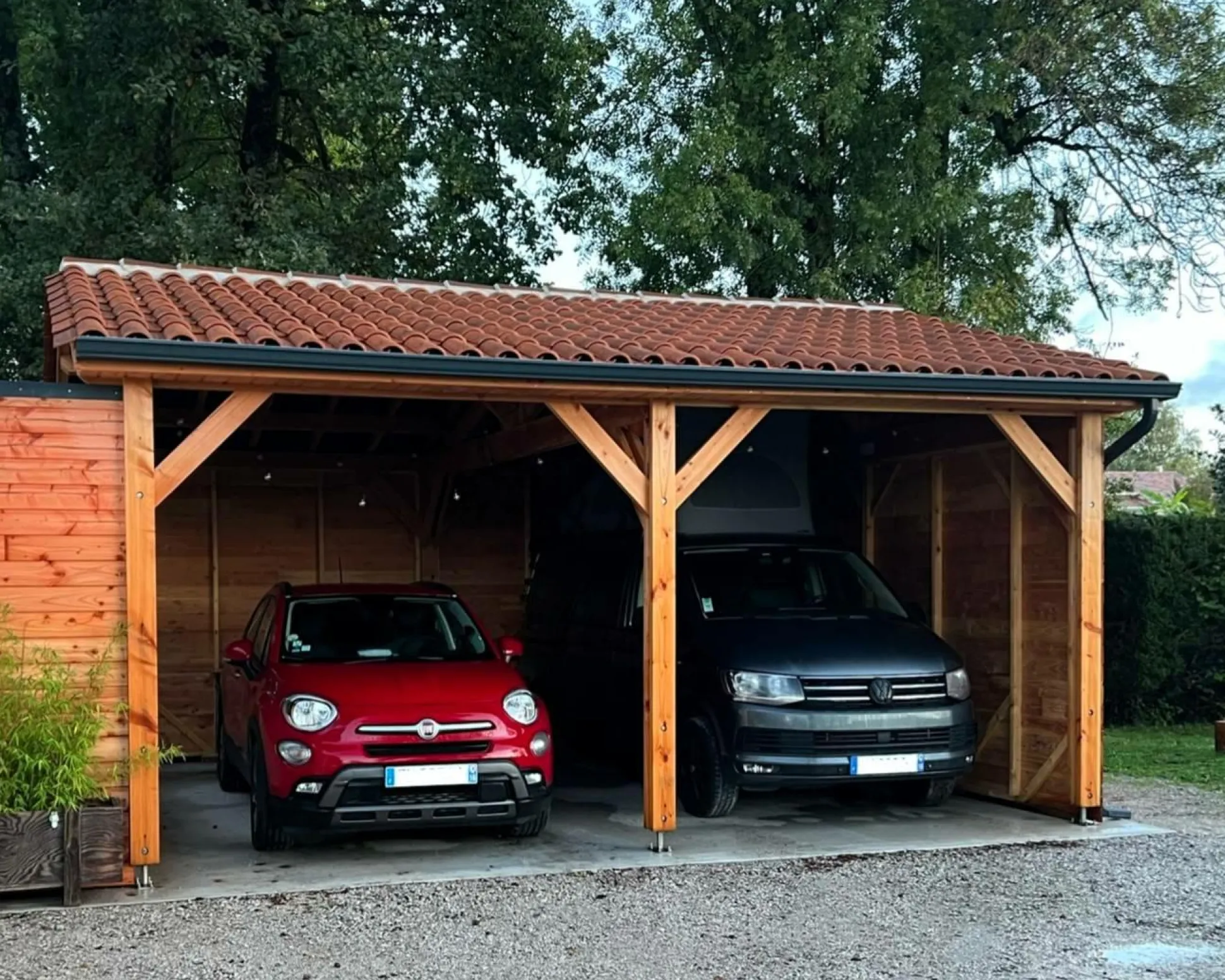 CPBF-CHARPENTES Abri deux Pentes pour Voiture Bourgogne en Bois - 550 x 650 cm