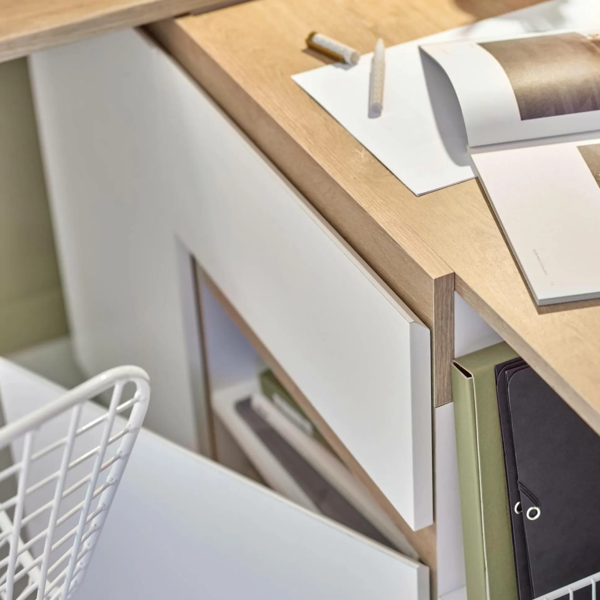 C.PRO PAR CAMIF Bureau pivotant Gibril