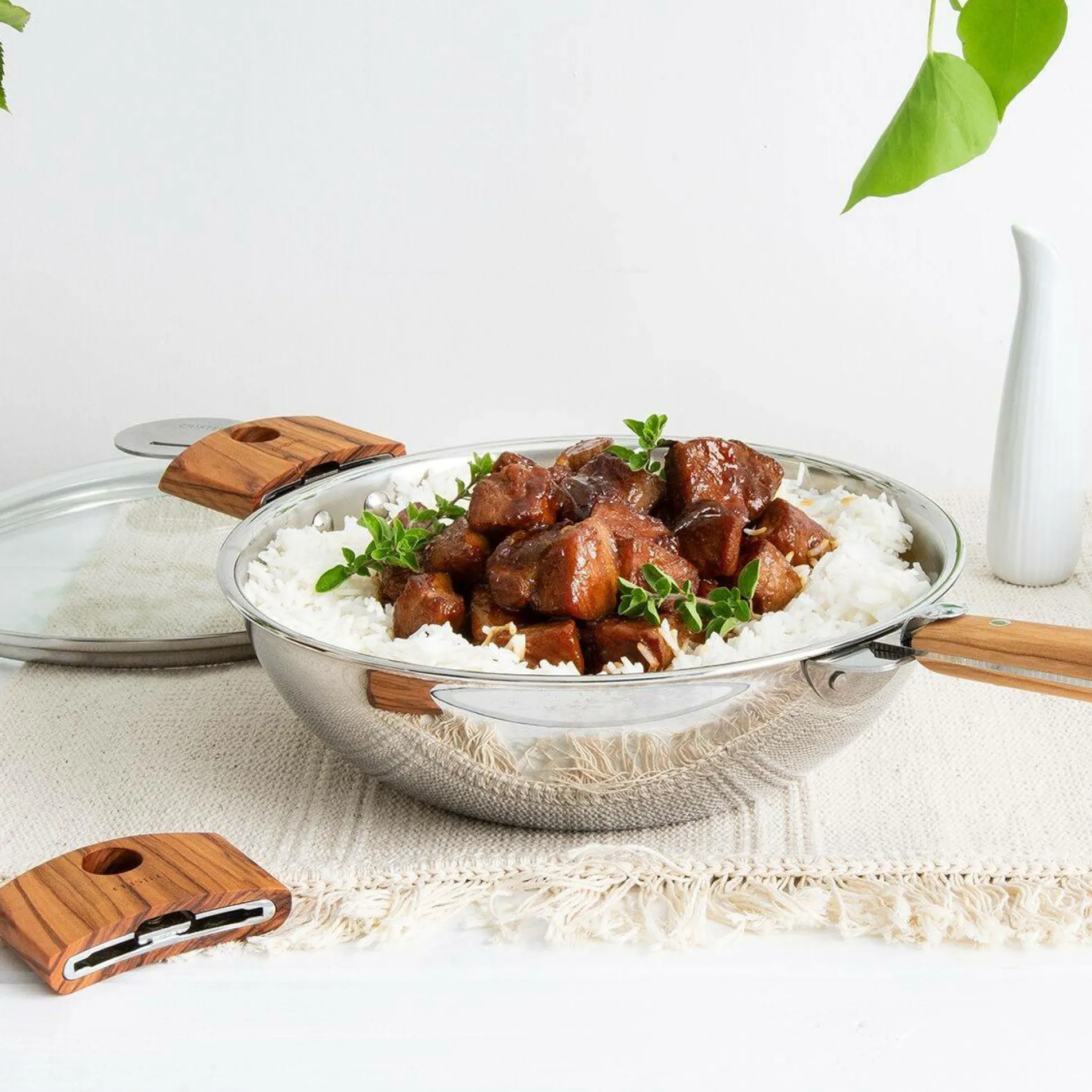 CRISTEL Wok + couvercle Casteline - 24 cm