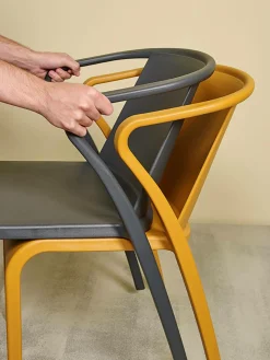 EZPELETA Lot de 2 Fauteuils Empilables Fado - Moutarde