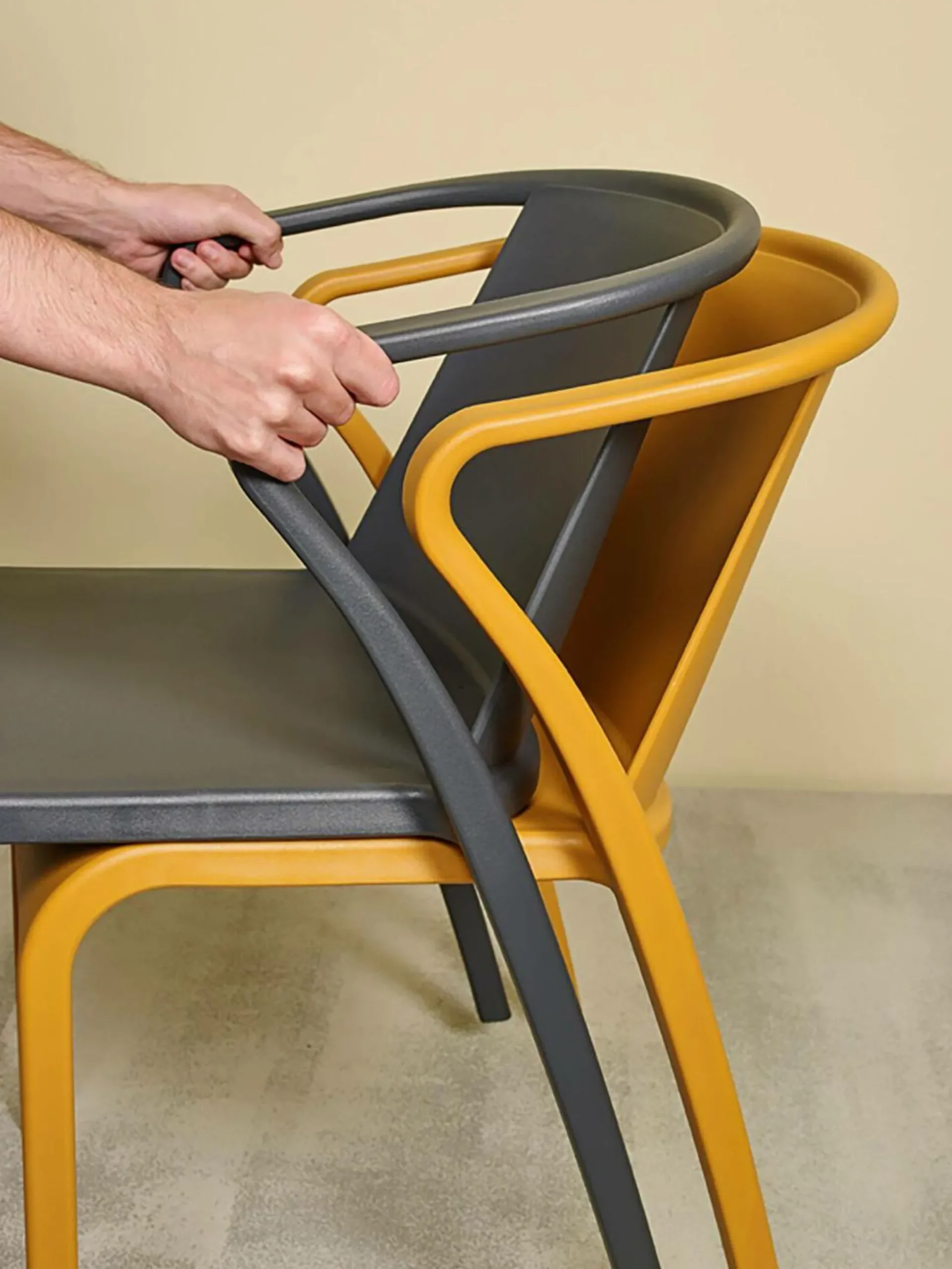 EZPELETA Lot de 2 Fauteuils Empilables Fado - Sable