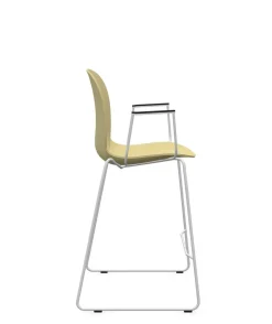 FLOKK Chaise haute empilable avec accoudoirs et pieds luge acier Noor 6090 - Jaune Paille