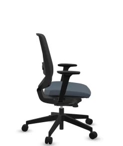 FLOKK Fauteuil de bureau base noire et dossier résille Light Up 250SL - Assise Bleu Jean - Roulettes pour sol dur