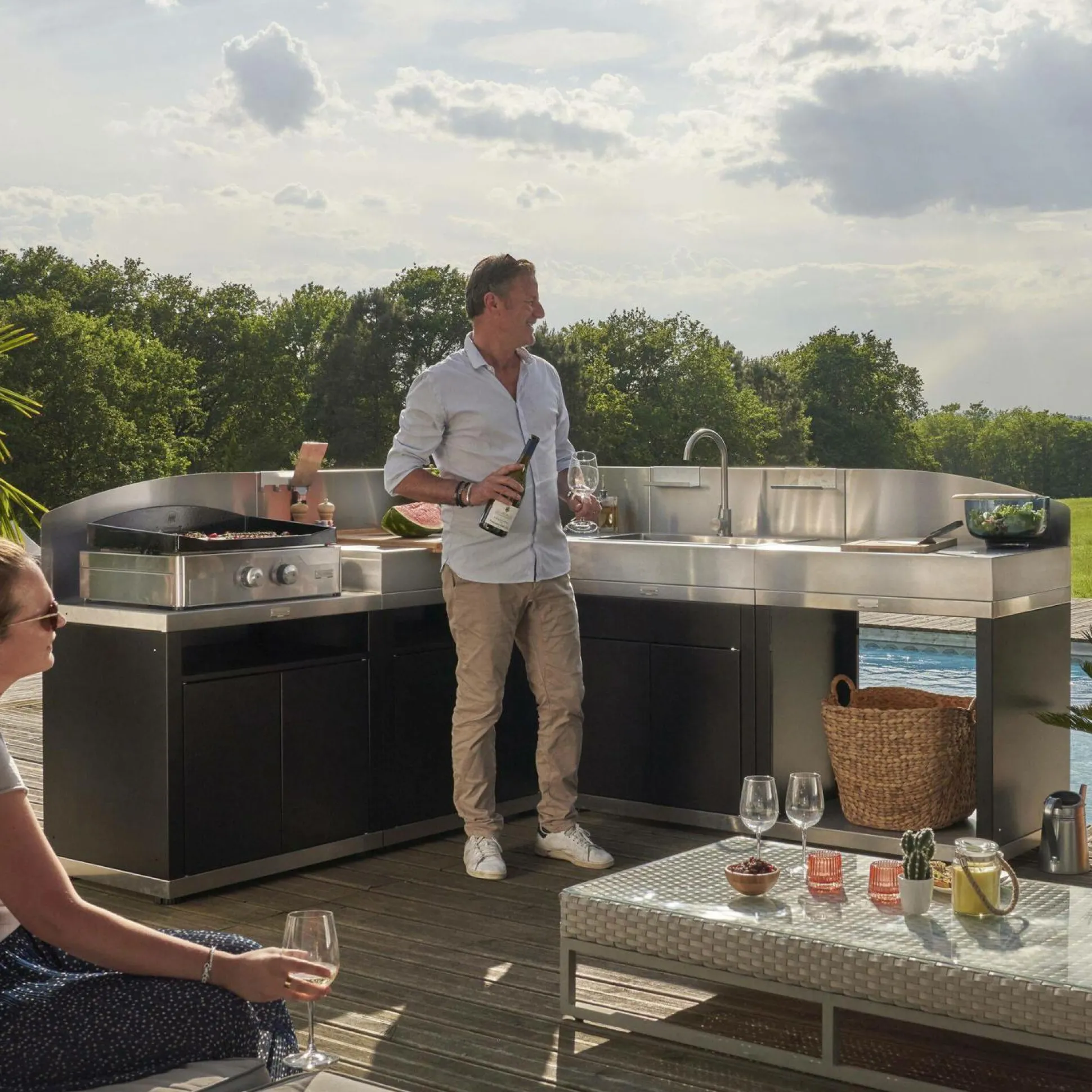 LE MARQUIER Cuisine d'Extérieur en Angle 5 Éléments avec Crédence en Acier Noir - Noir