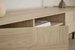 Meuble TV décor bois pieds métal 2 portes Mila