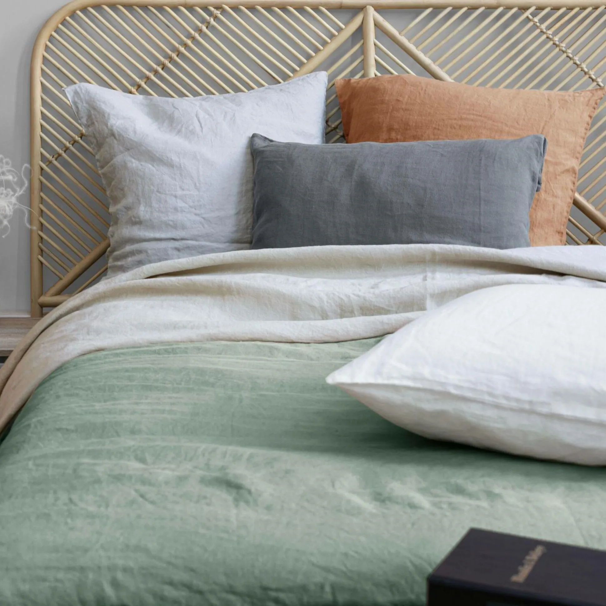 VIVARAISE Housse de couette chanvre Kala - Sauge - 260 x 240 cm